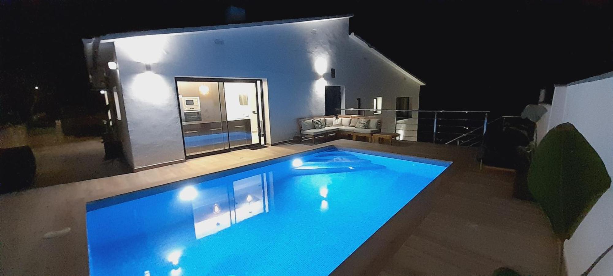 Villa Avril Piscina Privada Y Amplias Terrazas Olivella Exterior photo