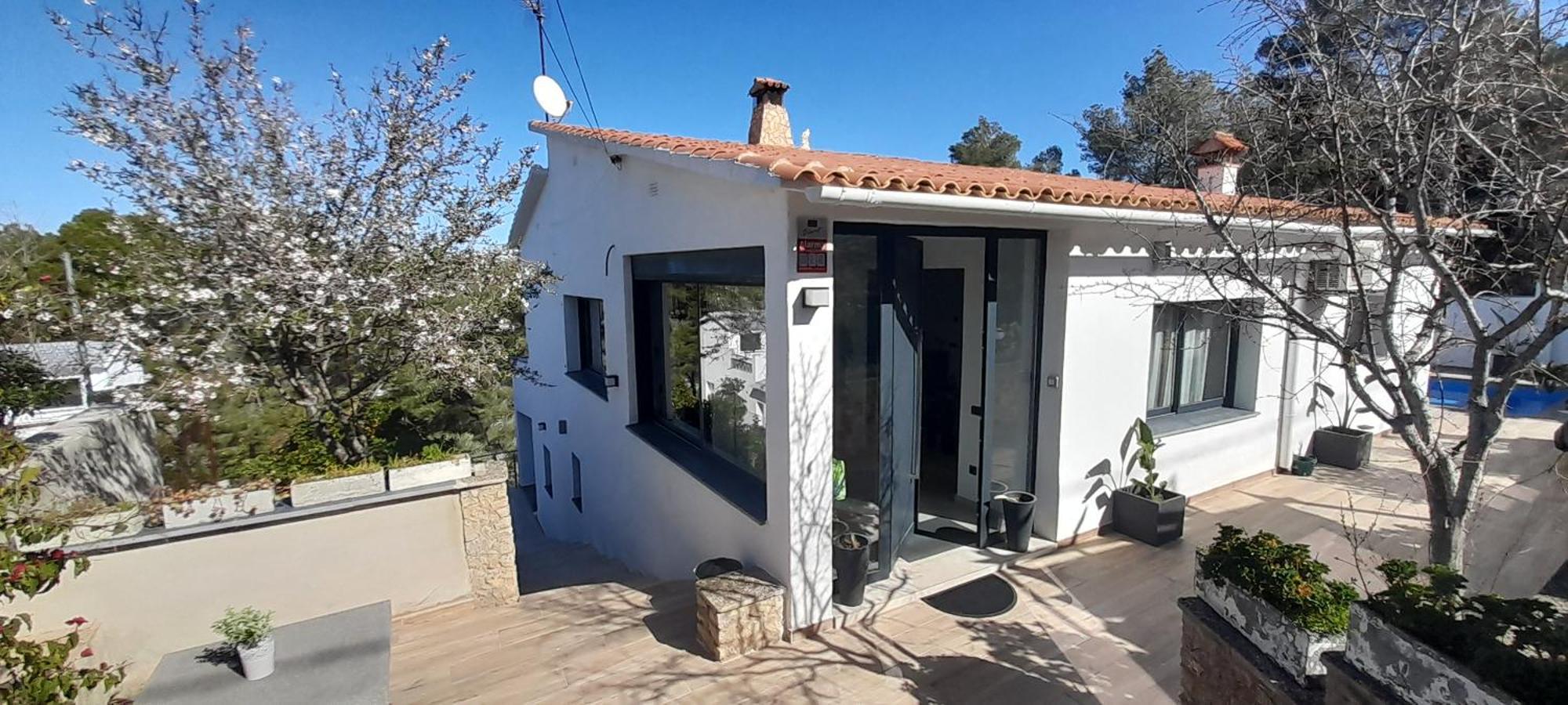 Villa Avril Piscina Privada Y Amplias Terrazas Olivella Exterior photo